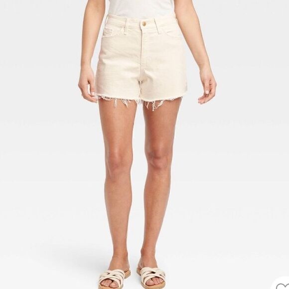 Universal Thread High-Rise Vintage Bermuda Jean Shorts, Off White, Size 2, NWT - Picture 1 of 13